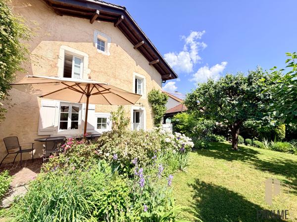 MAISON EN PIERRE 3 ou 4 chambres – 232 M² – JARDIN – SERGY 01630