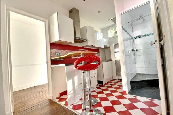 Location                                                      Appartement
                        
                     2 pièces                      43 m2                     à Asnières-sur-Seine