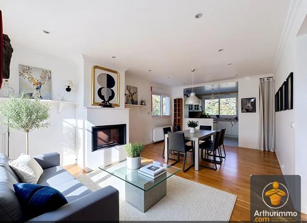Vente                                                      Maison
                        
                     5 pièces                      79 m2                     à Yerres