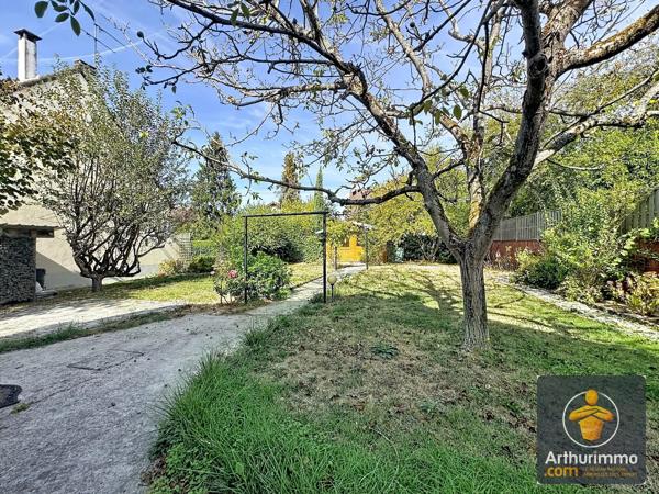 Vente                                                      Maison
                        
                     5 pièces                      79 m2                     à Yerres