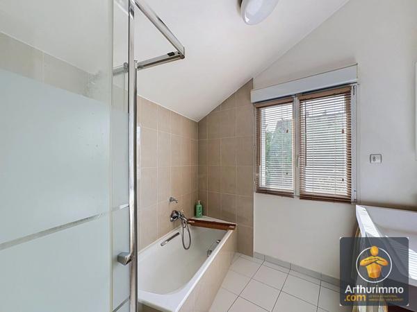 Vente                                                      Maison
                        
                     5 pièces                      79 m2                     à Yerres