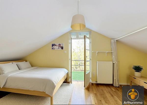 Vente                                                      Maison
                        
                     5 pièces                      79 m2                     à Yerres