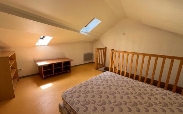 Appartement à louer    2 pièces • 40 m2 Mende