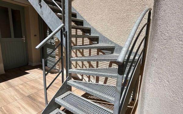 Appartement à louer    2 pièces • 40 m2 Mende