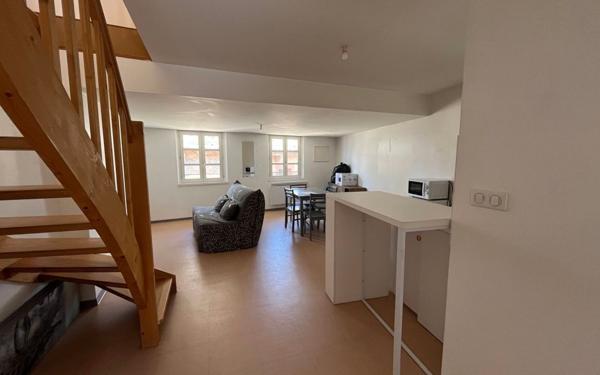 Appartement à louer    2 pièces • 40 m2 Mende