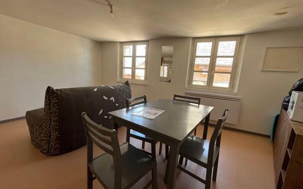 Appartement à louer    2 pièces • 40 m2 Mende