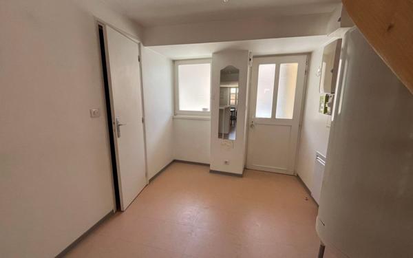 Appartement à louer    2 pièces • 40 m2 Mende