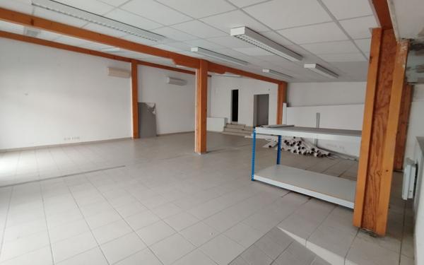 Maison à vendre    1 pièce • 266 m2 Mont-de-Marsan