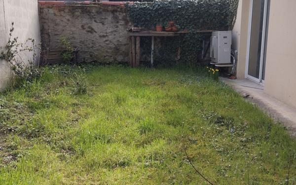 Maison à vendre    1 pièce • 266 m2 Mont-de-Marsan