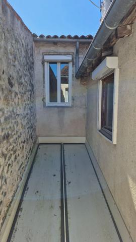 Maison Saintes 5 pièce(s) - Quartier Saint François