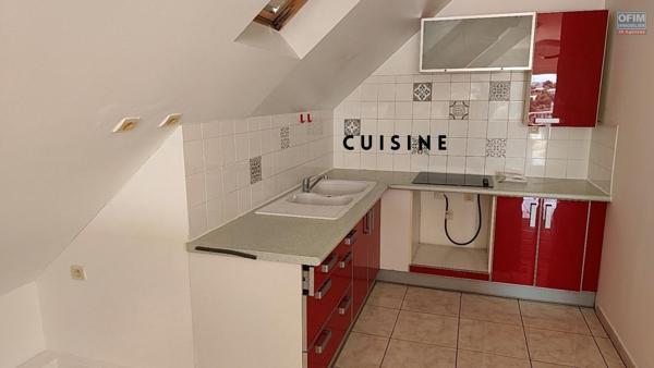 Vente Appartement T4 sous comble de 130m2 à Saint-Denis 974 - Moufia