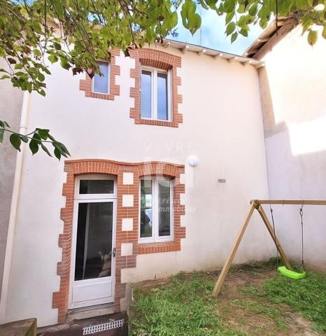 Maison Saint Viaud 4 pièce(s) 72.8 m2