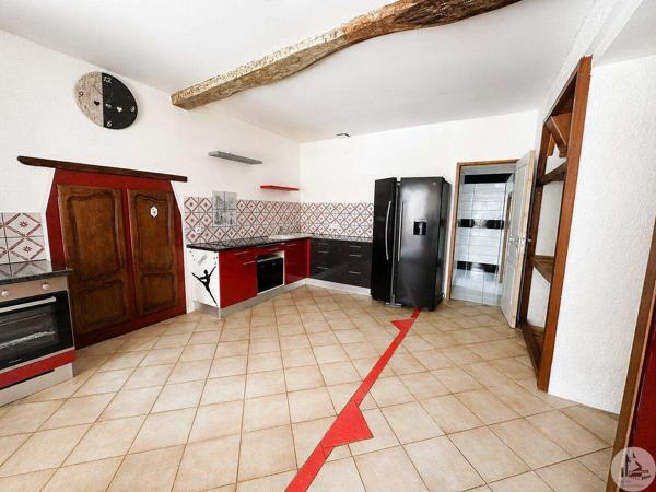 Maison de village rénovée avec cour