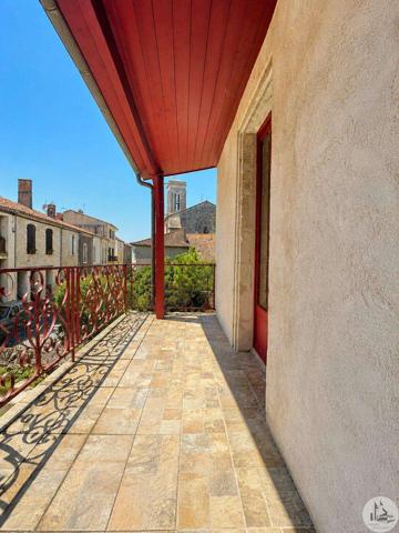 Maison de village rénovée avec cour