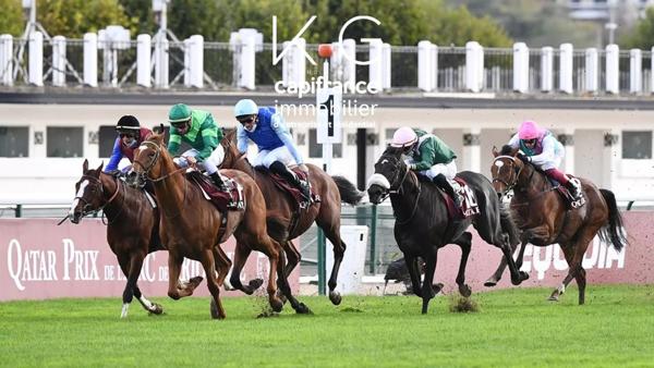 Deauville, fonds de commerce de restaurant à vendre 80 couverts, belle visibilité sur axe passant