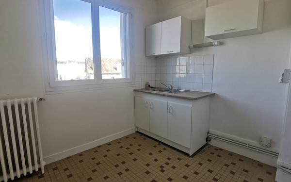 Appartement à louer    3 pièces •  Melun