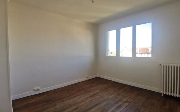 Appartement à louer    3 pièces •  Melun