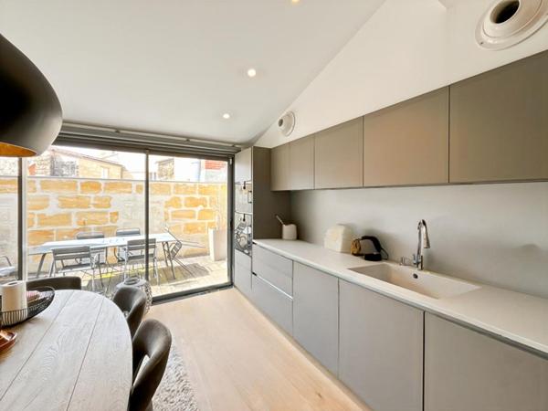 Appartement Bordeaux 4 pièce(s) 207 m2