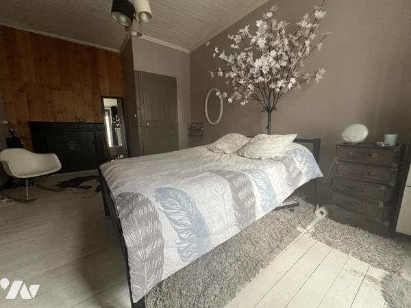 PLOUAY centre bourg du charme 6 chbs sur 266 m² de terrain (prévoir travaux)