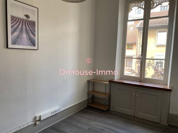 Bureau à louer 4 pièces de 84 m²