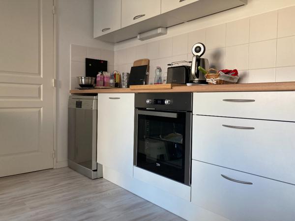 A louer - Appartement T3 avec balcon et place de parking - Angers secteur centre-ville