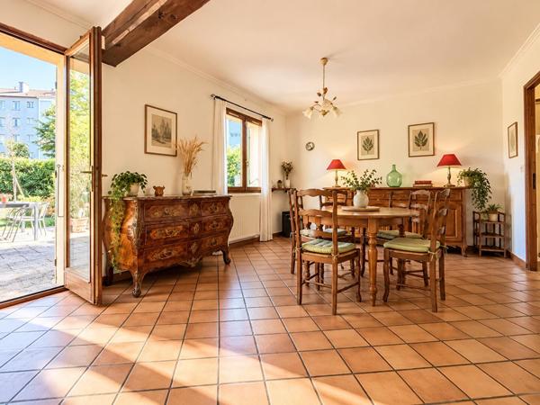 Maison Chatou 8 pièce(s) 140 m2 sur 538m² de terrain