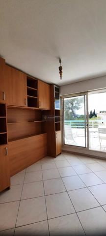 Location                                                      Appartement
                        
                     3 pièces                      63 m2                     à Saint-Raphaël