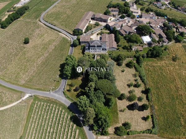 Domaine d’exception classé Monument Historique avec maison rénovée et vue sur Saint-Emilion, MONTAGNE
