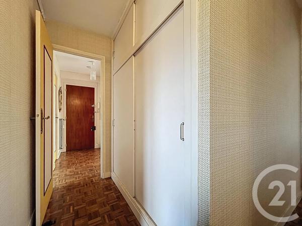 Appartement F3 à vendre  3 pièces - 59,85 m 2   MELUN  - 77