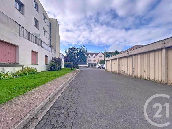 Appartement F3 à vendre  3 pièces - 59,85 m 2   MELUN  - 77