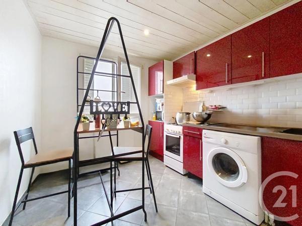 Appartement F3 à vendre  3 pièces - 59,85 m 2   MELUN  - 77