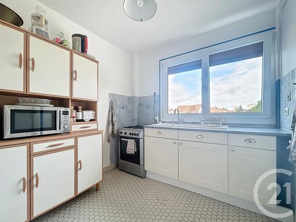 Appartement F3 à vendre  3 pièces - 59,85 m 2   MELUN  - 77