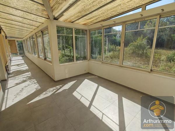 Vente                                                      Maison
                        
                     6 pièces                      189 m2                     à Chelles