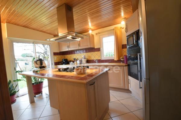 Maison de plain pied, 3 chambres, jardin, garage à TONNEINS (47)