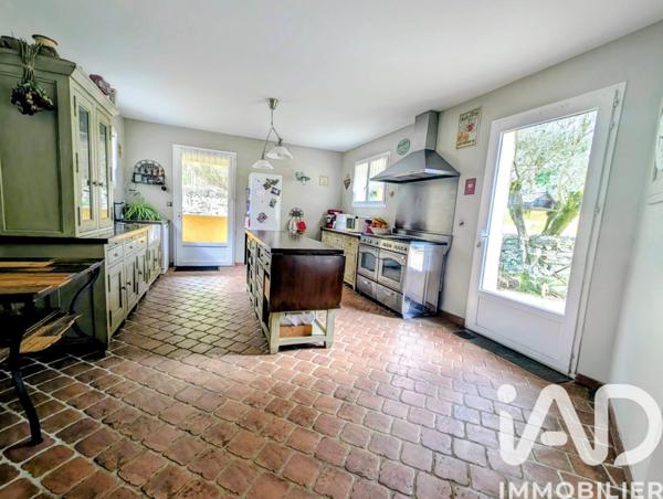 Maison à vendre 9 pièces 271 m² Montélimar