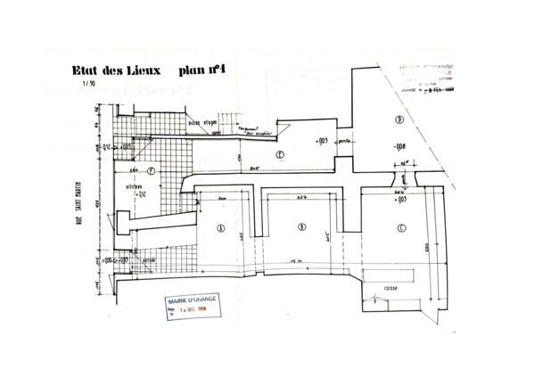 Local Commercial
         7 pièces
        - 320 m² Exclusivité 130 000 € *