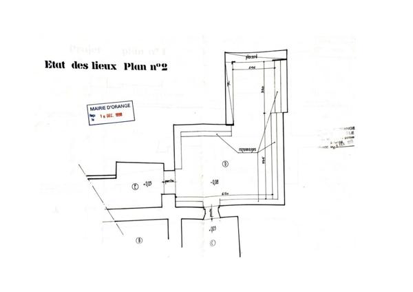 Local Commercial
         7 pièces
        - 320 m² Exclusivité 130 000 € *