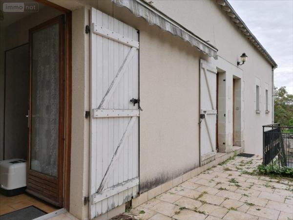 Maison de ville à vendre à Descartes dans l'Indre-et-Loire (37160), ref : 082/356