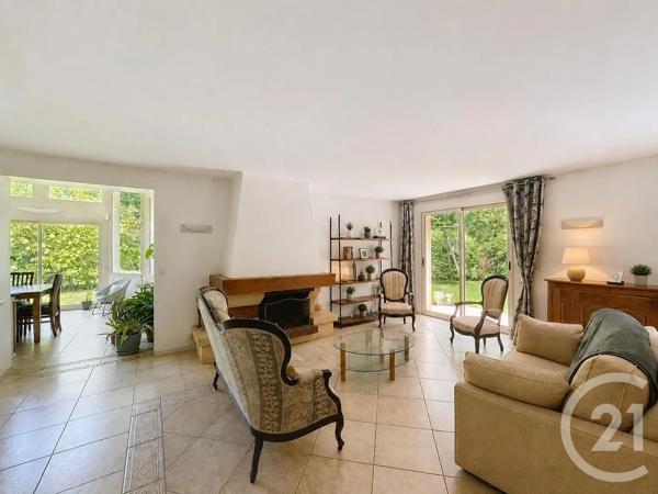 Maison à vendre  8 pièces - 179,85 m 2   RAMBOUILLET  - 78