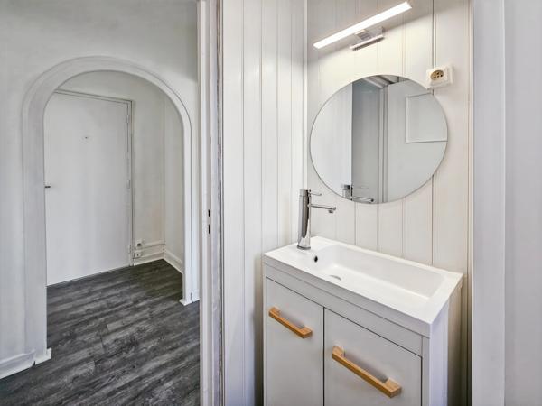 Appartement à vendre 2 pièces + balcon et cave TARBES (65)