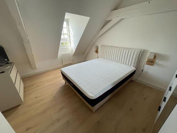 A LOUER : T2 à SECLIN • • 770 € CC • Réf. 1562-M214