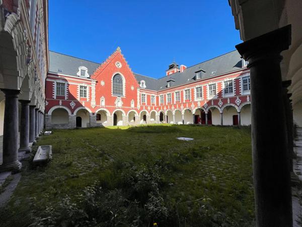 A LOUER : T2 à SECLIN • • 770 € CC • Réf. 1562-M214