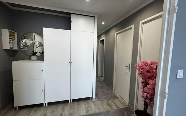 Appartement à vendre    4 pièces • 78,80 m2 Carros