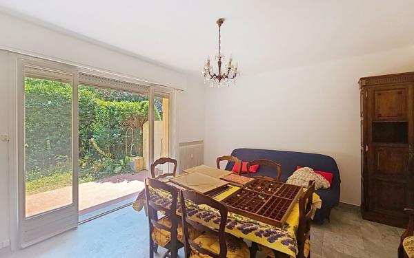 Appartement à vendre    2 pièces • 44,69 m2 Antibes
