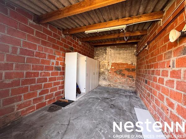 Maison divisée en deux appartements (103 m²) Quartier TREMBLAY
