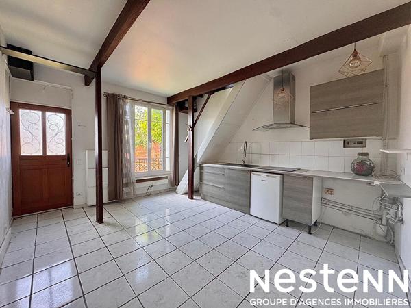 Maison divisée en deux appartements (103 m²) Quartier TREMBLAY