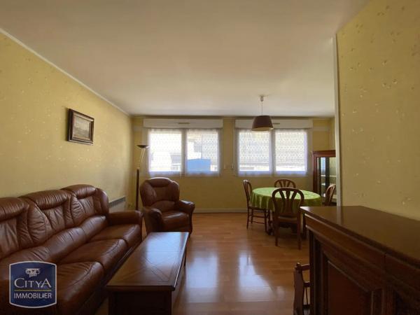Appartement à louer 2 pièces 52.7m² Châteauroux (36000)