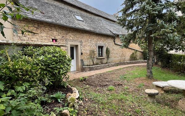 Maison à vendre    8 pièces •  Sébazac-Concourès