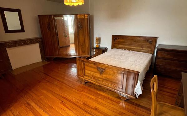 Maison à vendre    8 pièces •  Sébazac-Concourès