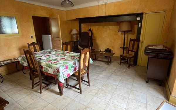 Maison à vendre    8 pièces •  Sébazac-Concourès